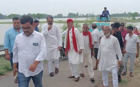 पूर्व विधायक गोमती यादव ने बाढ़ ग्रस्त क्षेत्र का किया दौरा