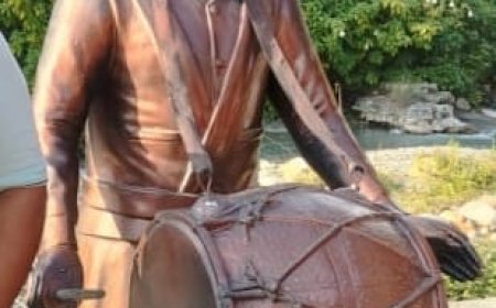 मंदिर में ढोल बजाने नहीं पहुंचा दलित परिवार  बहिष्कार का फरमान