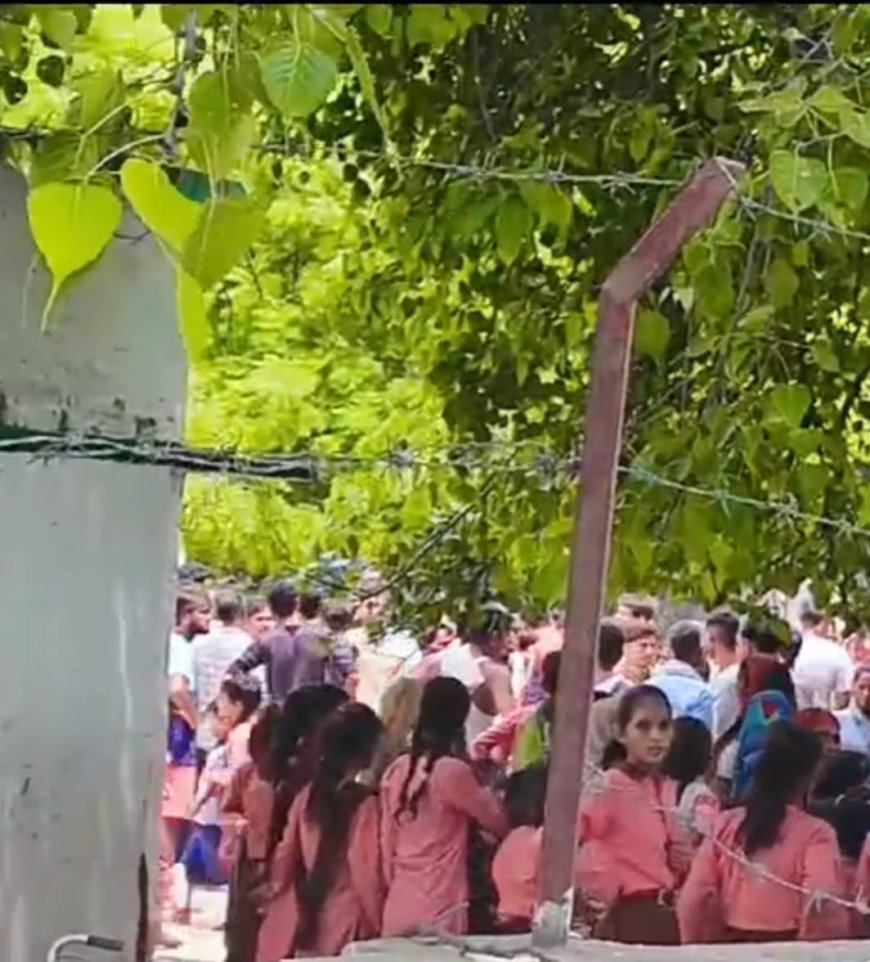 आशिक मिजाज मजनूं की ग्रामीणों द्वारा जमकर की गयी पिटाई, किया पुलिस के हवाले