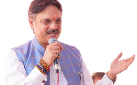 डॉ. राजेश्वर सिंह ने विपक्ष की जातिवादी राजनीति पर किया तीखा प्रहार, कहा जातिवाद की राजनीति जहर है