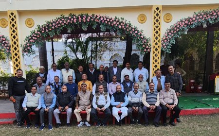 श्री गहोई वैश्य पंचायत द्वारा सामूहिक विवाह महायज्ञ की तैयारियों को लेकर बैठक सम्पन्न