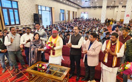 उत्तर प्रदेश दिवस पर फतेहपुर में सांस्कृतिक उल्लास, विधायक साकेंद्र प्रताप वर्मा रहे मुख्य अतिथि