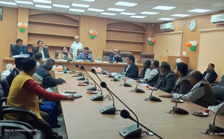 निर्वाचक नामावली के विशेष प्रगाढ़ पुनरीक्षण-2026 को लेकर बैठक संपन्न