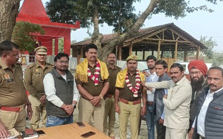 रजत मेडल से सम्मानित उपनिरीक्षक उपेंद्र यादव का पत्रकारों ने किया भव्य सम्मान