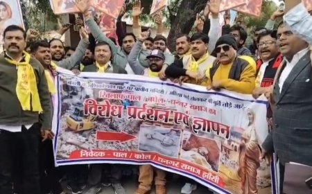 काशी में लोकमाता अहिल्याबाई होलकर की मूर्ति तोड़े जाने से आक्रोश, 