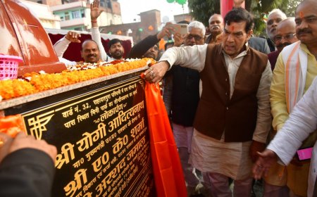 स्वतंत्रता संग्राम सेनानी और संविधान सभा के सदस्य पंडित अलगू राय शास्त्री जयंती पर मऊ को विकास की सौगात