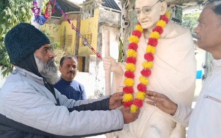 अनाथालय पहुंचकर बुंदेलों ने राष्ट्रपिता को दी श्रद्धांजलि