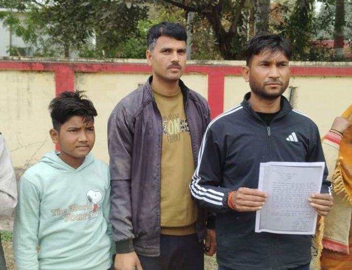 अनुसूचित जाति के अध्यापक को दबंग ने दी जाति-सूचक गालियां और जान से मारने की धमकी, 