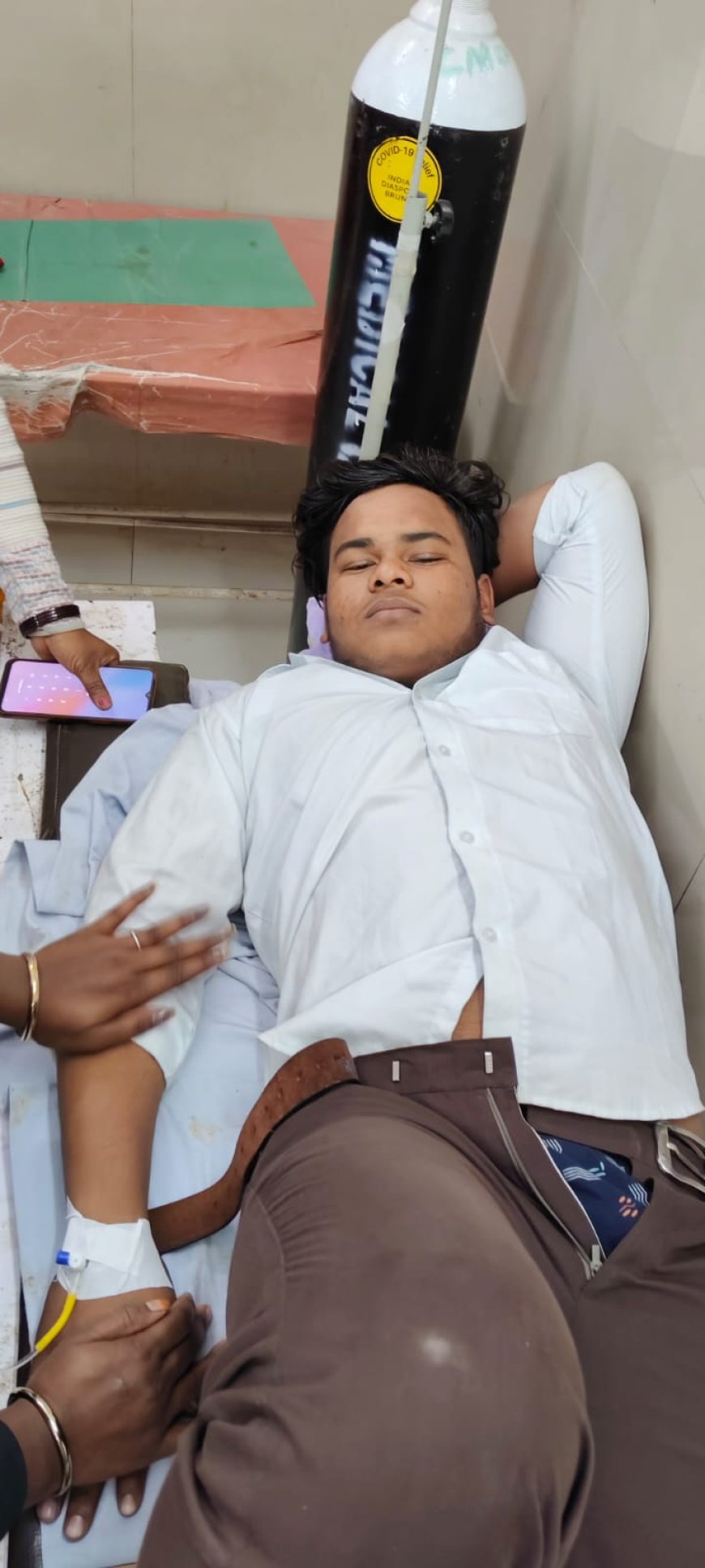 पनवाड़ी में दबंगों की दबंगई, छात्र को गोली मारकर किया घायल