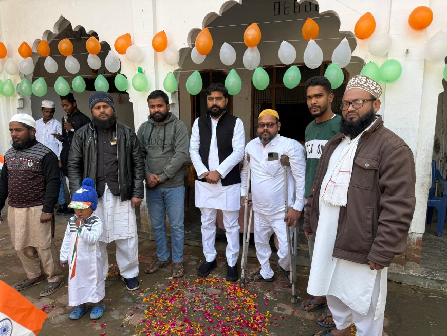 मदरसा हाफिज़िया अनवारुल क़ुरान में राष्ट्रीय महापर्व गणतंत्र दिवस धूम धाम से मनाया गया