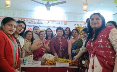 सपा महिला सभा की प्रदेश अध्यक्षा का झांसी में हुआ भव्य स्वागत