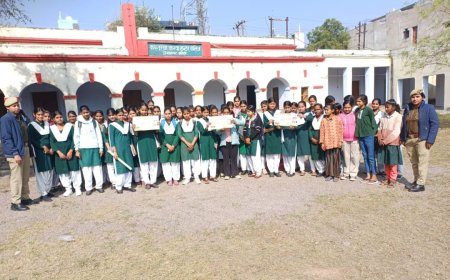 मिशन शक्ति अभियान के तहत छात्राओं को किया गया जागरूक