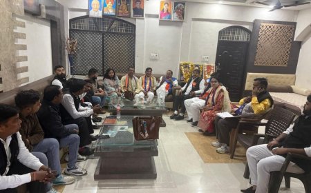 अपना दल (एस) की मासिक बैठक एवं माता रमाबाई अंबेडकर की जयंती मनाई गई