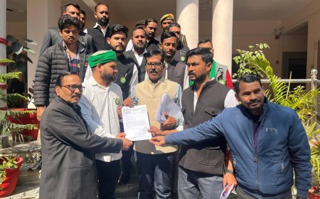 भारतीय किसान मजदूर यूनियन दशहरी ने जिलाधिकारी को सौंपा ज्ञापन, गाजियाबाद घटना की उच्च स्तरीय जांच की करी मांग