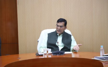 नगर विकास एवं ऊर्जा मंत्री ए. के. शर्मा की अध्यक्षता में वन ट्रिलियन इकोनॉमी के लक्ष्य को प्राप्त करने हेतु हुई समीक्षा बैठक