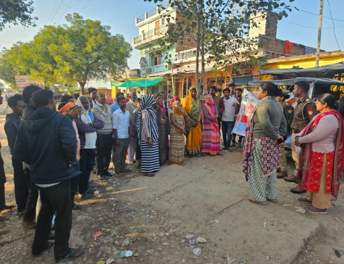 मिशन शक्ति 5.0 के तहत गौरहारी में चला बाल विवाह मुक्त भारत अभियान, ग्रामीणों को दिलाई गई जागरूकता व शपथ