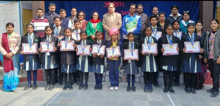 अभिसिंचन श्रृंखला के अंतर्गत मास्टर एथलीट एवं कोच मिश्री लाल ने बच्चों को किया प्रोत्साहित।