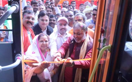 परिवहन मंत्री ने रामसनेहीघाट बाराबंकी स्थित नवनिर्मित बस स्टेशन का किया लोकार्पण 